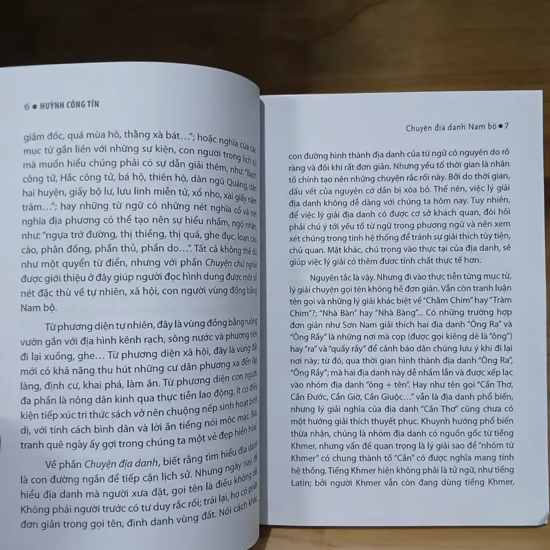 Chuyện Địa Danh Và Chữ Nghĩa Nam Bộ - Huỳnh Công Tín 728453