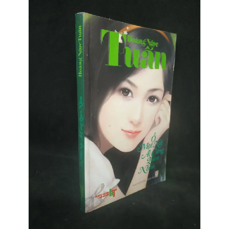 [Sách Cũ SCGR] Ở một nơi ai cũng quen nhau mới 80% HCM1502 679097