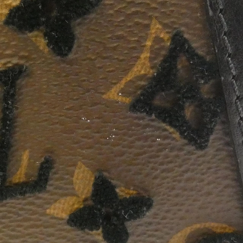 Túi xách mềm dọc Monogram Taffeta Louis Vuitton M45044 609958