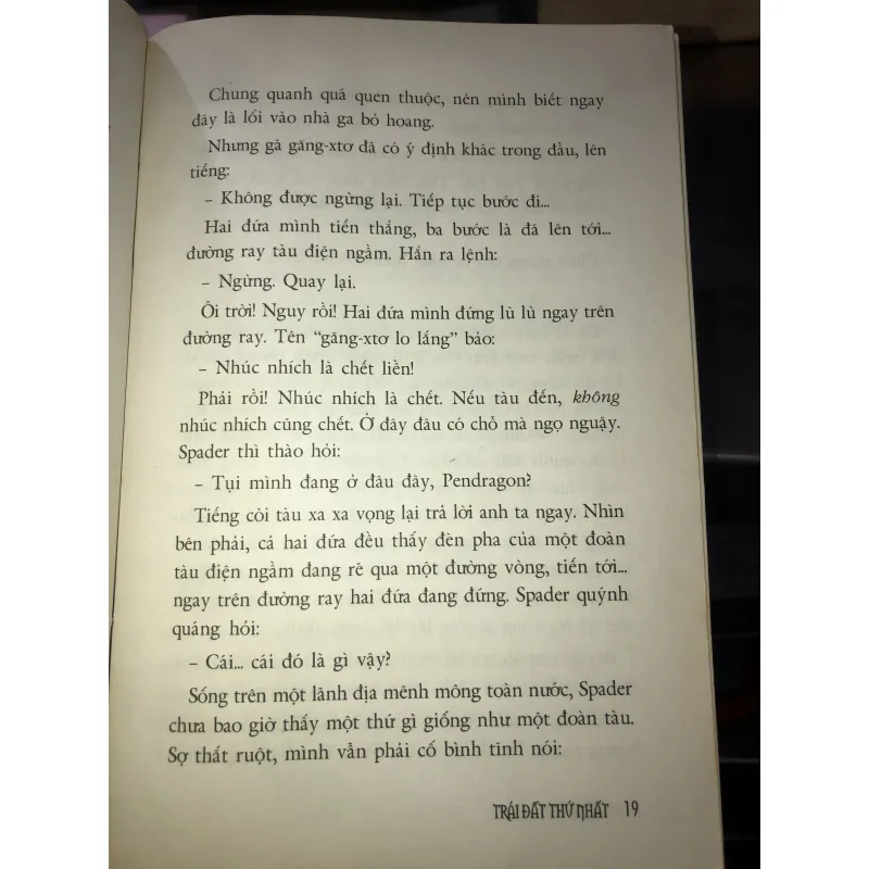 Pendragon - tập ba - Cuộc chiến bất thành - D. J. MacHale 1031235