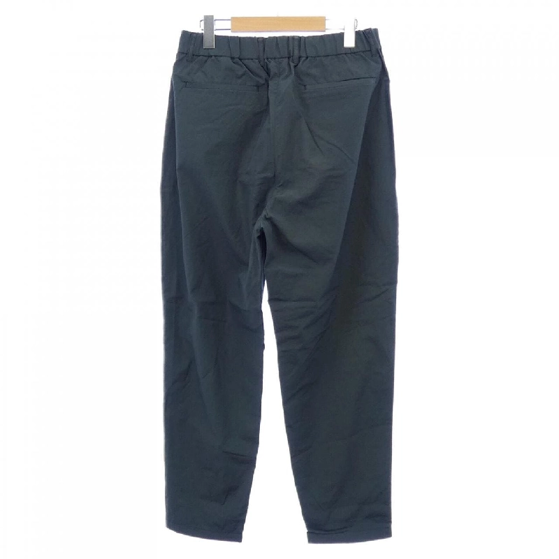 Quần H Beauty&YOUTH - Hàng hiệu Authentic 885596