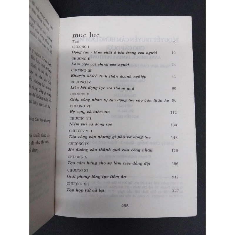 Bí quyết truyền cảm hứng làm việc cho cấp dưới mới 70% bẩn bìa, ố nhẹ, tróc bìa, tróc gáy 2001 HCM2410 Annebruce, J.S.Pspitone KỸ NĂNG 917868