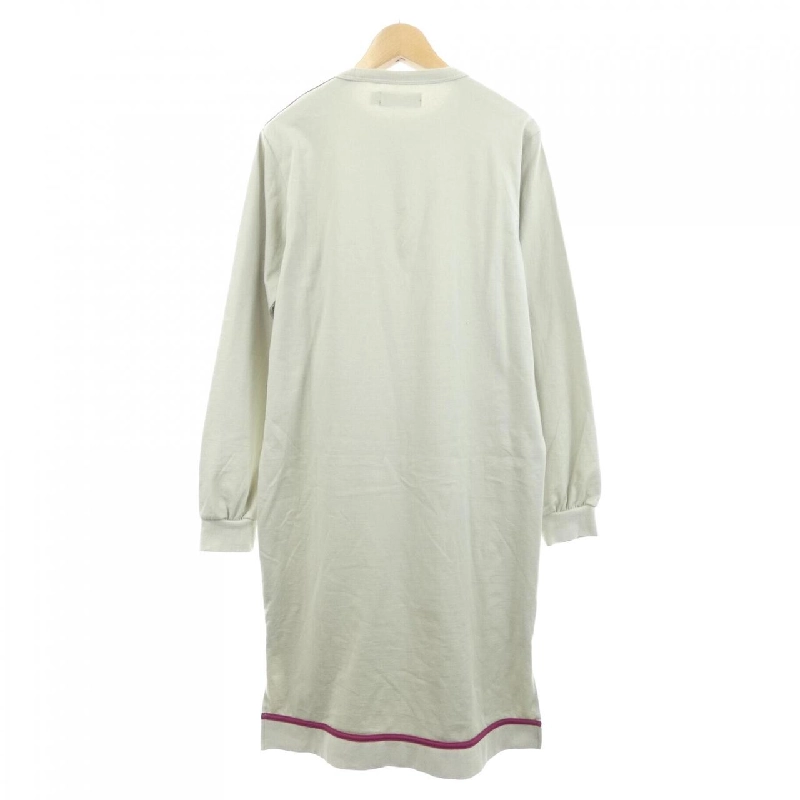 Đầm cắt FRED PERRY - Hàng hiệu Authentic 813987