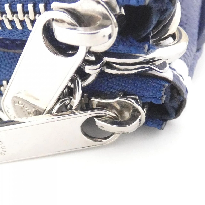 Túi đeo chéo Louis Vuitton LV Escale Pochette Double Zip M69124 610194