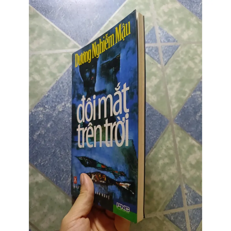 đôi mắt lên trời - Dương Nghiễm Mậu 927814