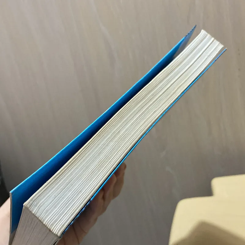 Mùa hè thứ ba của quần Jeans may mắn  - Ann Brashares 970351