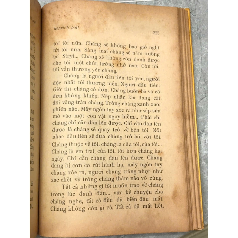 CHUYẾN VIỄN HÀNH TRONG ĐÊM - HEINRICH BOLL 474826