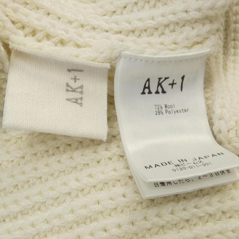 【Mã giảm giá】AK+1 Poncho 636711