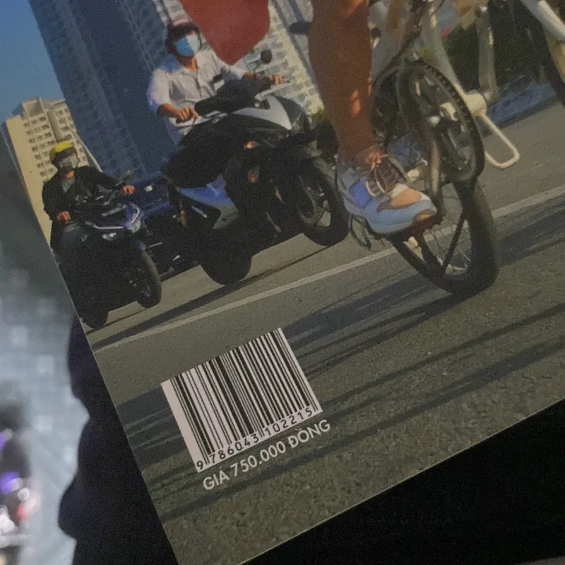 Sài Gòn ngoan cường song ngữ  730600