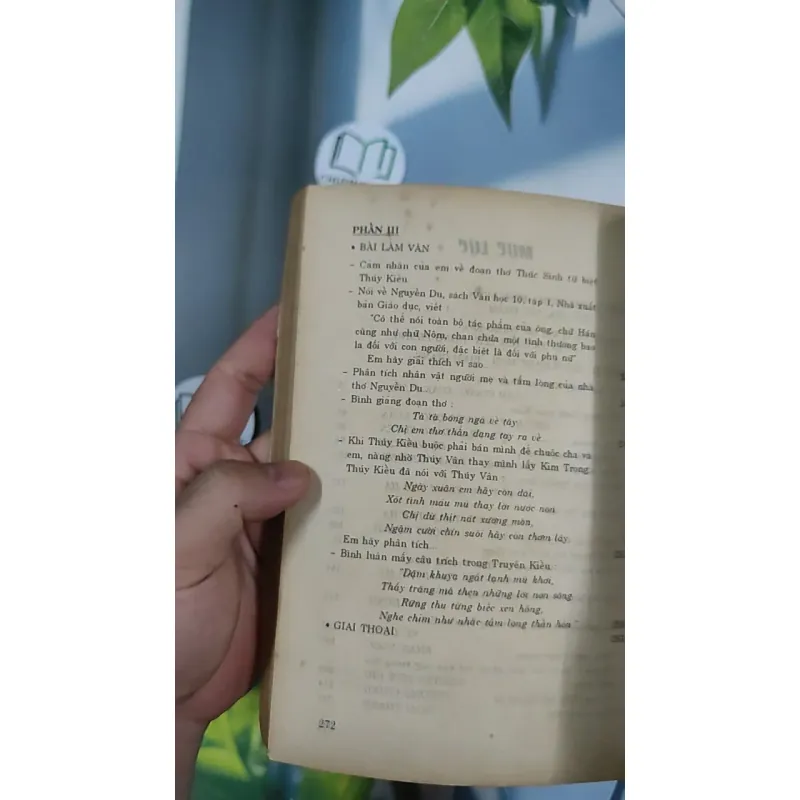 [XƯA] Nguyễn Du - Phê Bình Bình Luận Văn Học 1 (1998) - Vũ Tiến Quỳnh 798514