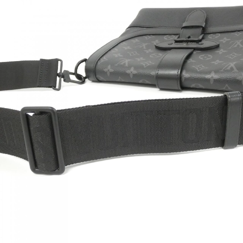 Túi đeo chéo Louis Vuitton Monogram Eclipse Soumure M45911 611802