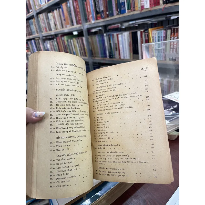 VĂN HỌC VIỆT NAM - DƯƠNG QUẢNG HÀM soạn giả 970651