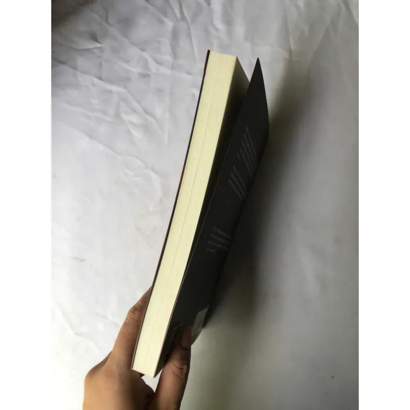 Sách đã qua sử dụng Kẻ Xa Lạ - Trần Nghiên Nhất 999012