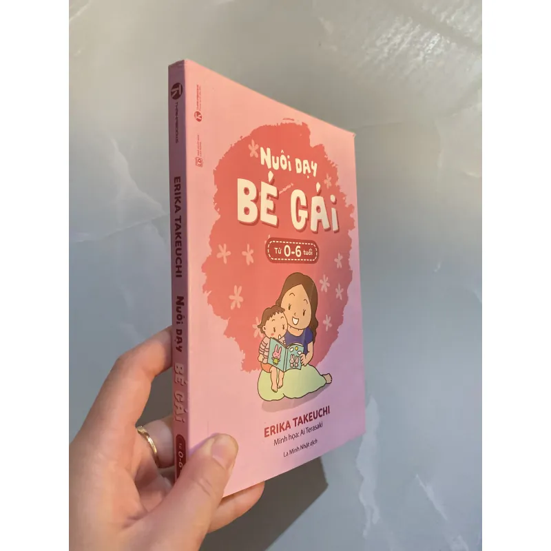 Nuôi dạy bé gái từ 0-6 tuổi 937575