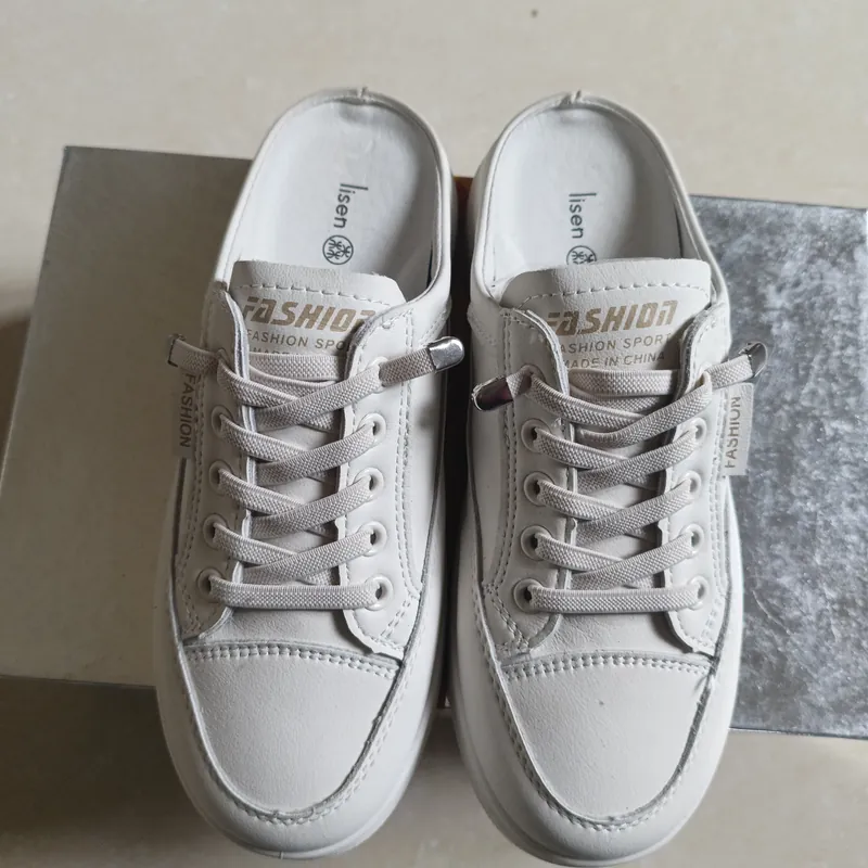 Giày thể thao 723021