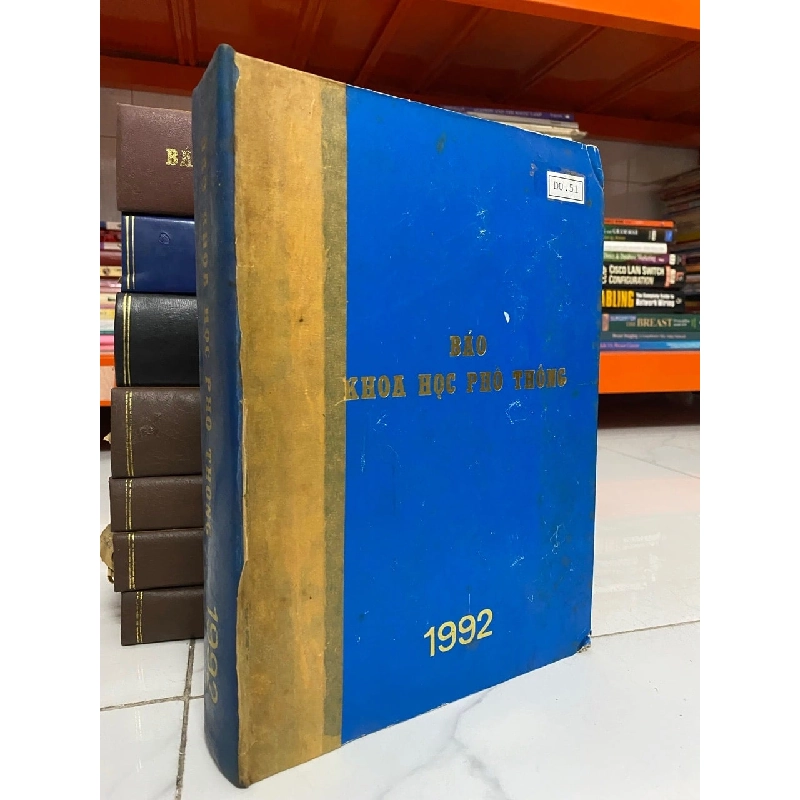 Báo Khoa học phổ thông đóng cuốn 730967