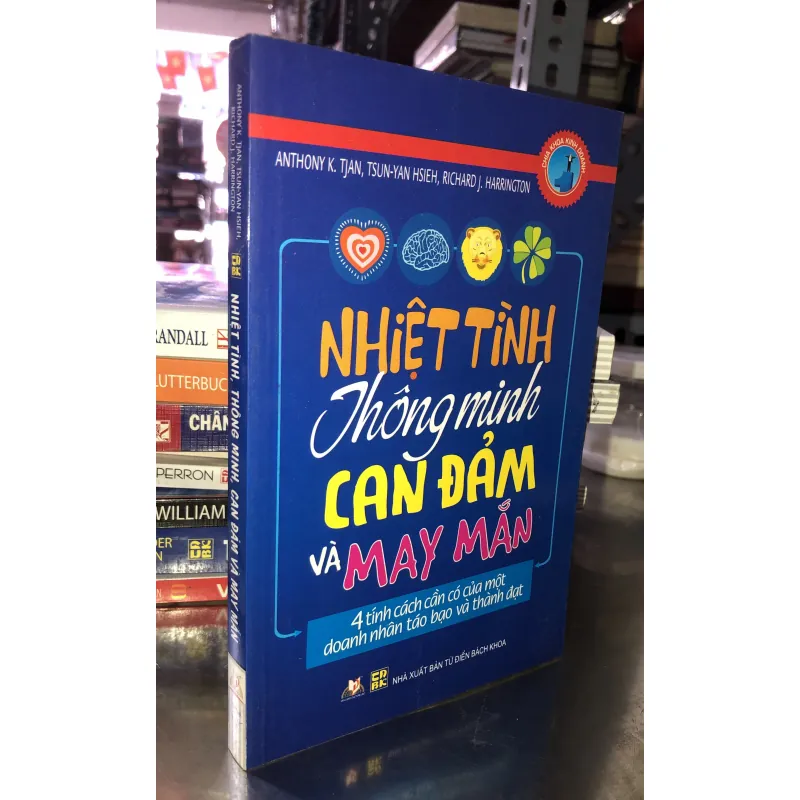 Nhiệt tình, thông minh, can đảm và may mắn  749581