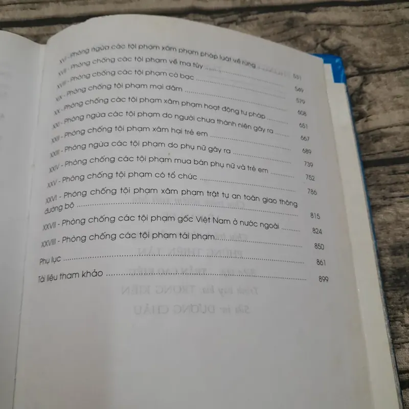 Nghiệp vụ Phòng Chống các loại Tội phạm ở Việt Nam. Giáo sư Trung Tướng Ng. Xuân Yêm 2005 734316