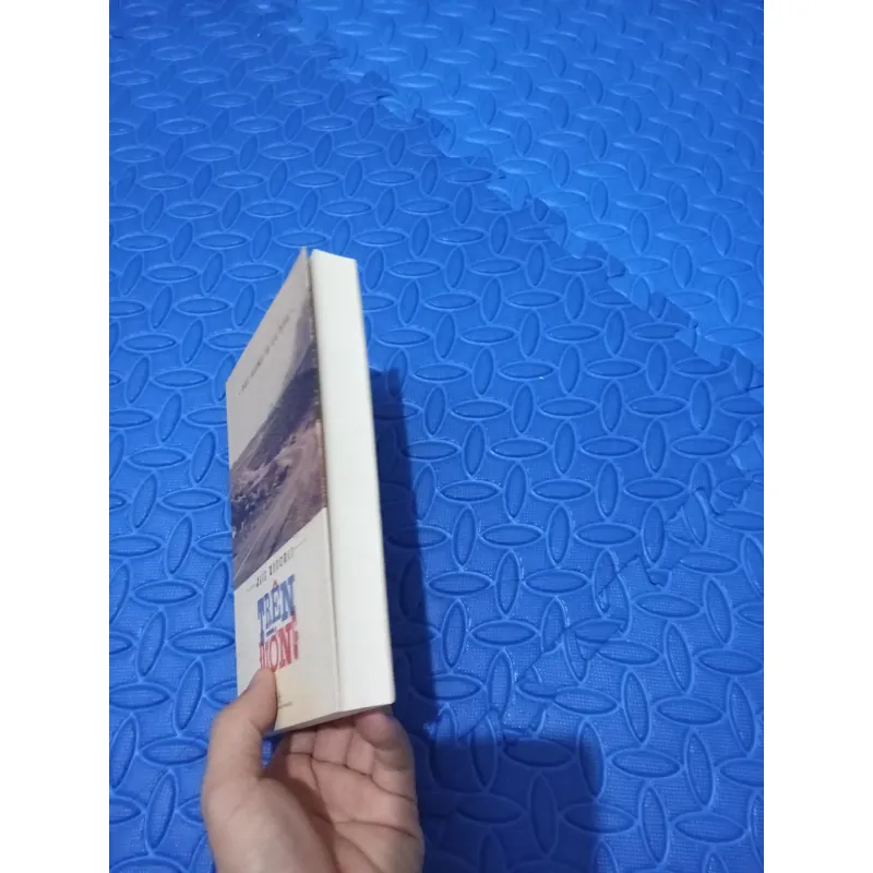 Trên Đường  973699