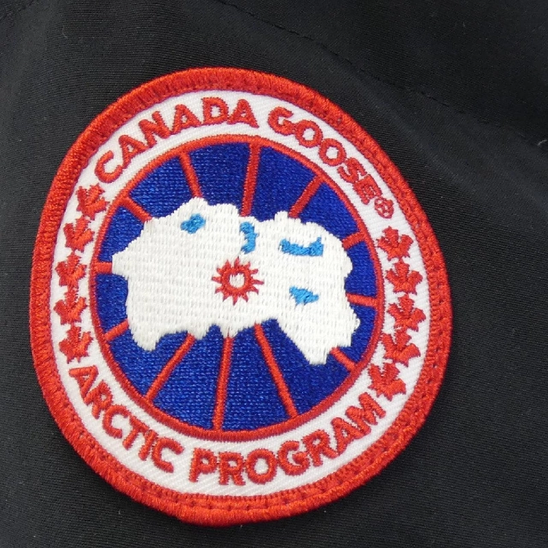 Canada Goose 2302JL MACKENZIE Áo khoác lông vũ - Hàng hiệu Authentic 815674