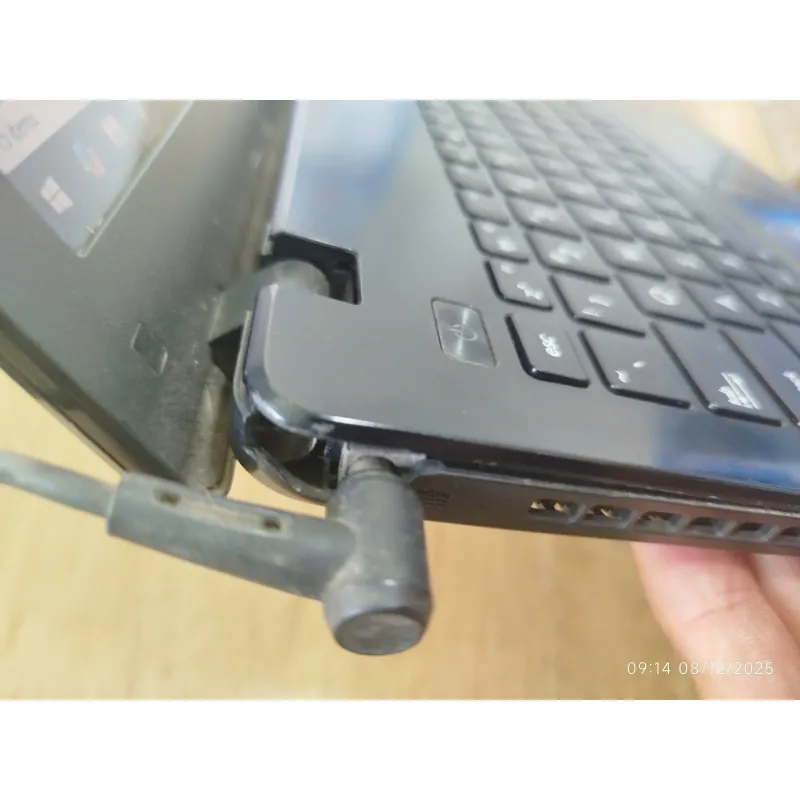 LAPTOP ASUS P550LD 753453