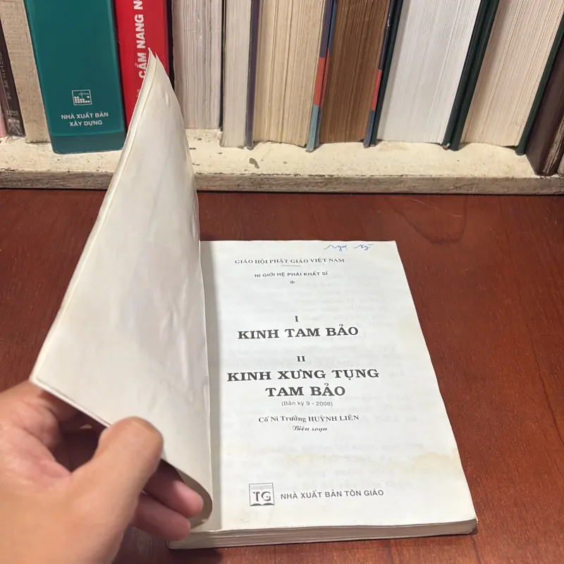 II Sách Phật Giáo: Kinh Tam Bảo _ Kinh Xưng Tụng Tam Bảo - Cố Ni Trưởng Huỳnh Liên - 2008 746565