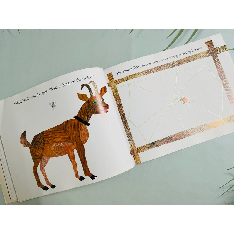The Very Busy Spider của Eric Carle  545981