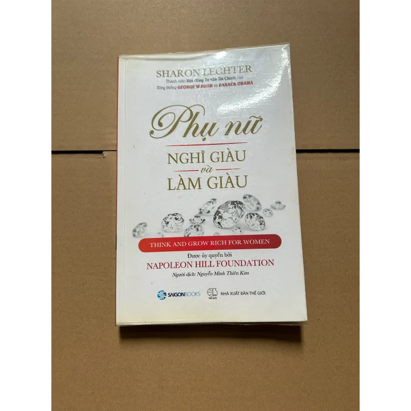 Phụ nữ nghĩ giàu và làm giàu - Sharon Lechter 747072