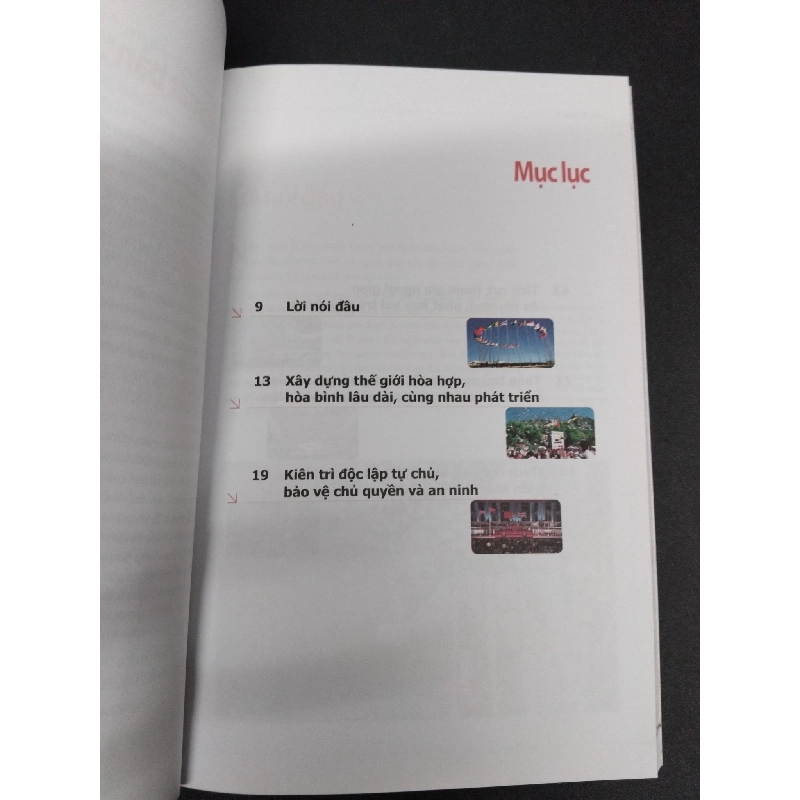Ngoại giao Trung Quốc mới 90% bẩn nhẹ 2012 HCM1209 Trương Thanh Mẫn LỊCH SỬ - CHÍNH TRỊ - TRIẾT HỌC 916862