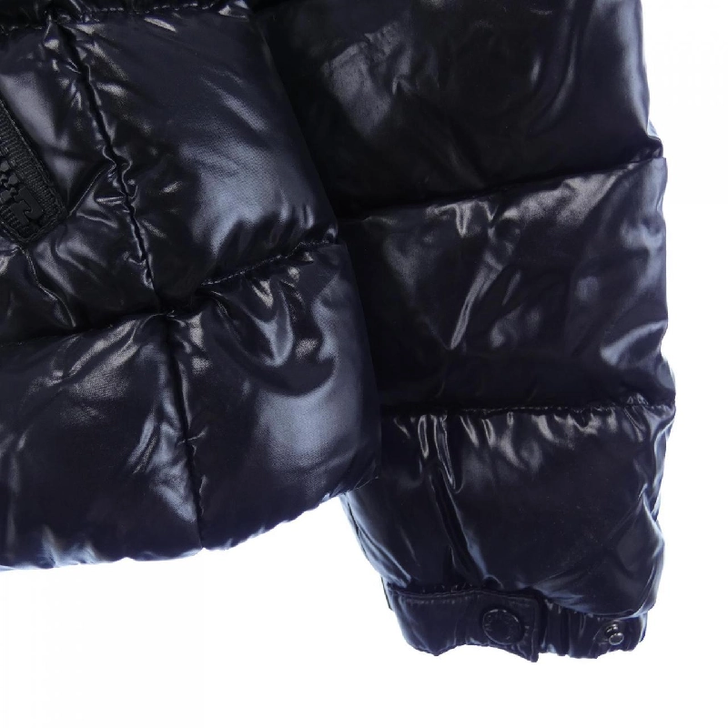 Áo khoác lông vũ MONCLER 638941