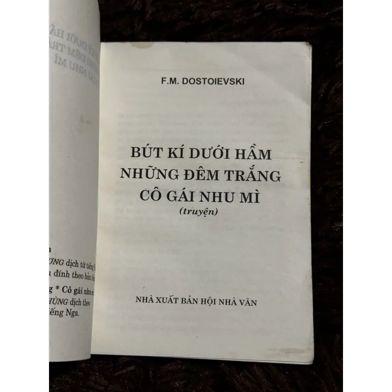 Bút ký dưới hầm 763370