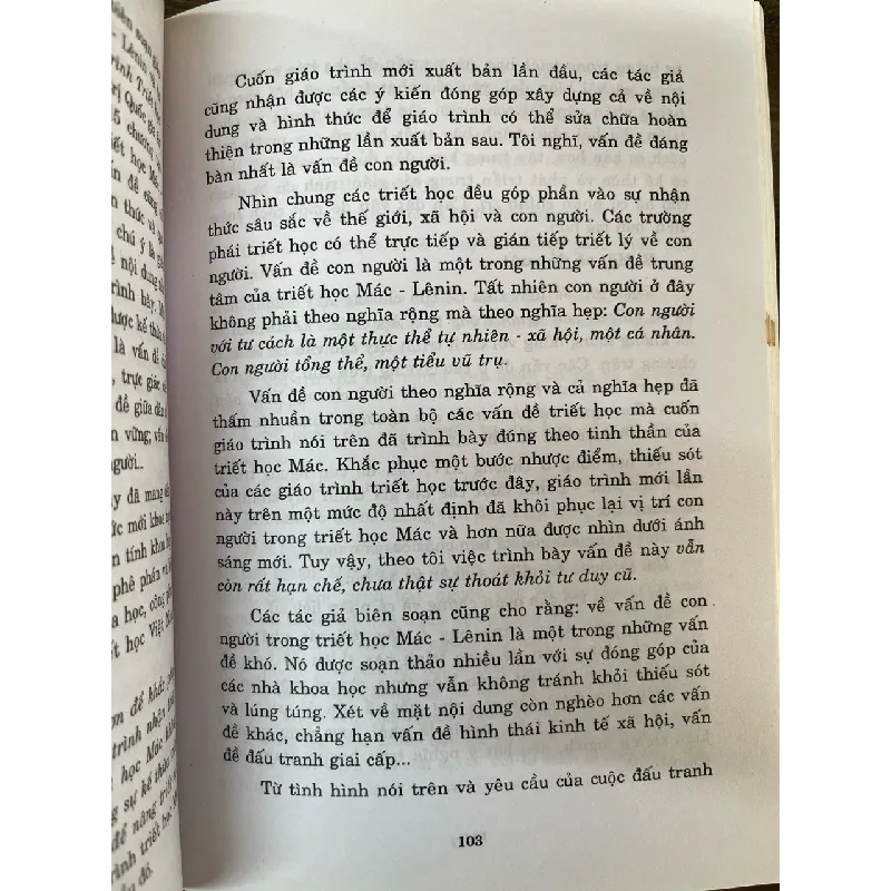 Chủ nghĩa duy vật nhân văn và định hướng nhân văn của sự phát triển xã hội - Tiến sĩ Hồ Bá Thâm 703473