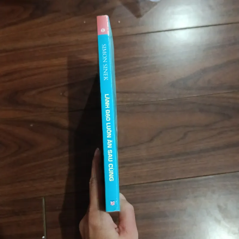 Lãnh đạo luôn ăn sau cùng 761898