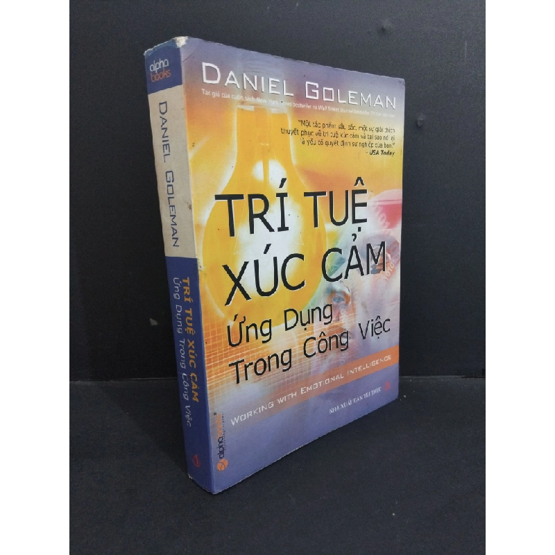 Trí tuệ xúc cảm ứng dụng trong công việc mới 80% ố bẩn, rách gáy 2007 HCM2811 Daniel Goleman KỸ NĂNG 338840