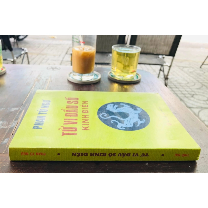 TỬ VI ĐẨU SỐ KINH ĐIỂN 460737