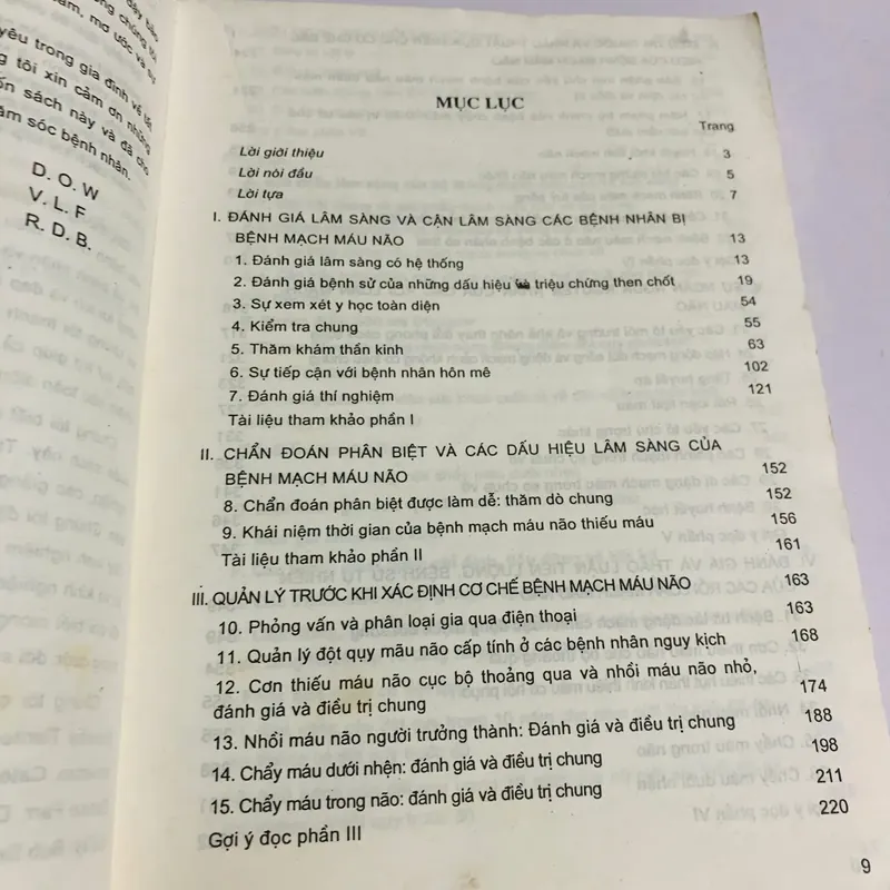 ĐỘT QUỴ MÁU NÃO - 440 trang, nxb: 2000 561295