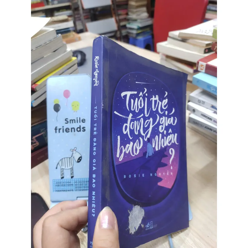 Sách: Tuổi trẻ đáng giá bao nhiêu (B1) Tác giả: Rosie Nguyễn 693108