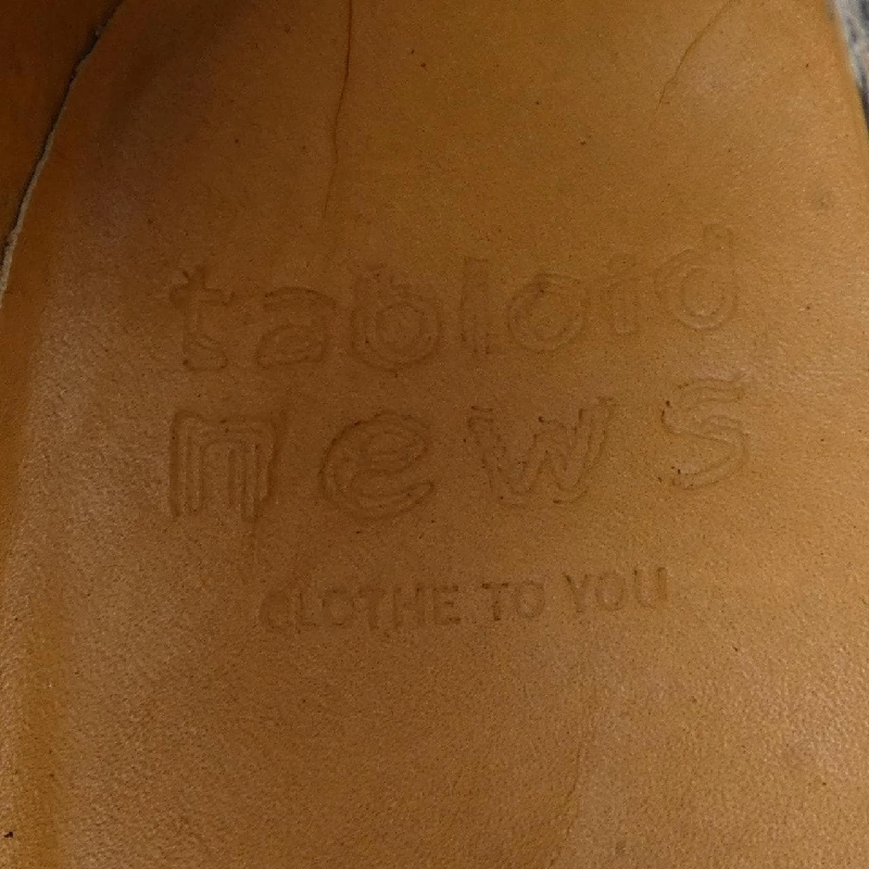 Giày TABLOID NEWS - Hàng hiệu Authentic 901838