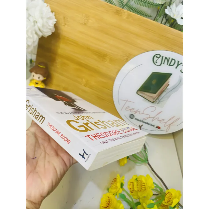[Sách 2hand từ US] Like new 90% - Theodore Boone: Half the Man,... -John Grisham 800439