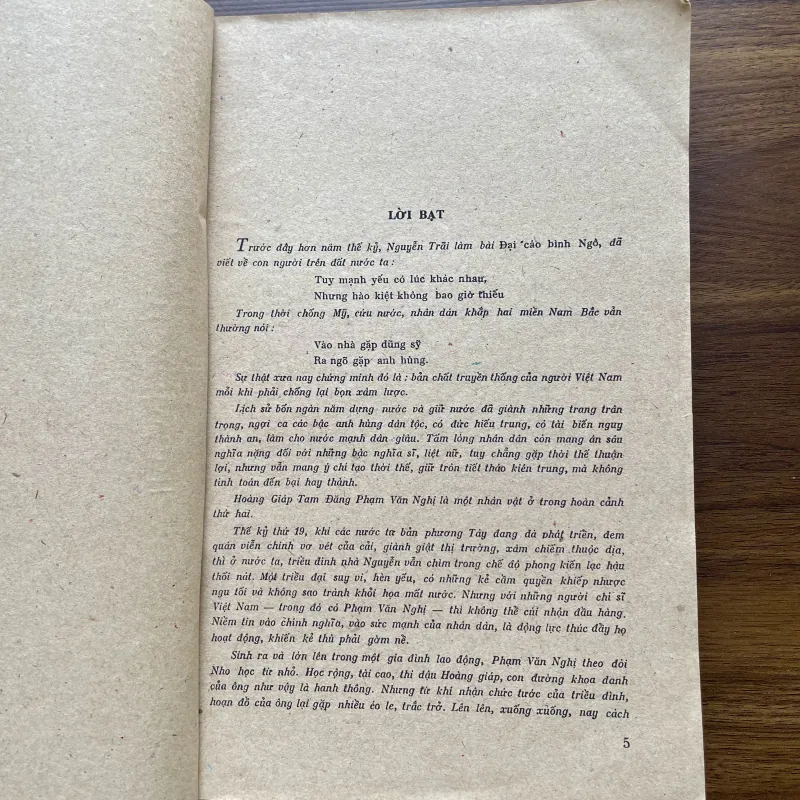 Thơ văn Phạm Văn Nghị  1000427