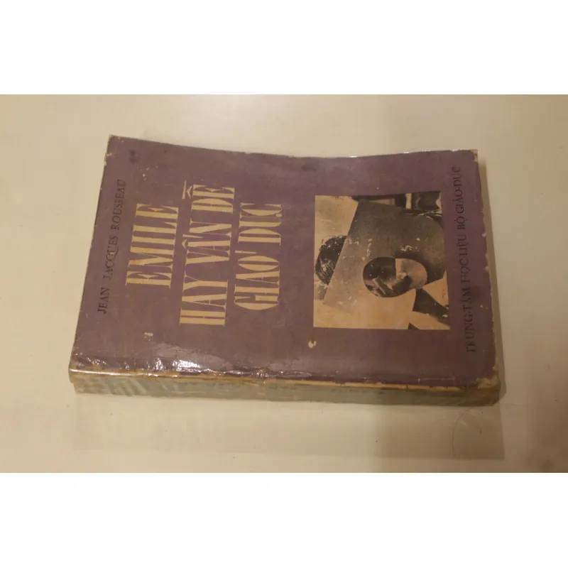 Emile hay vấn đề giáo dục 960402