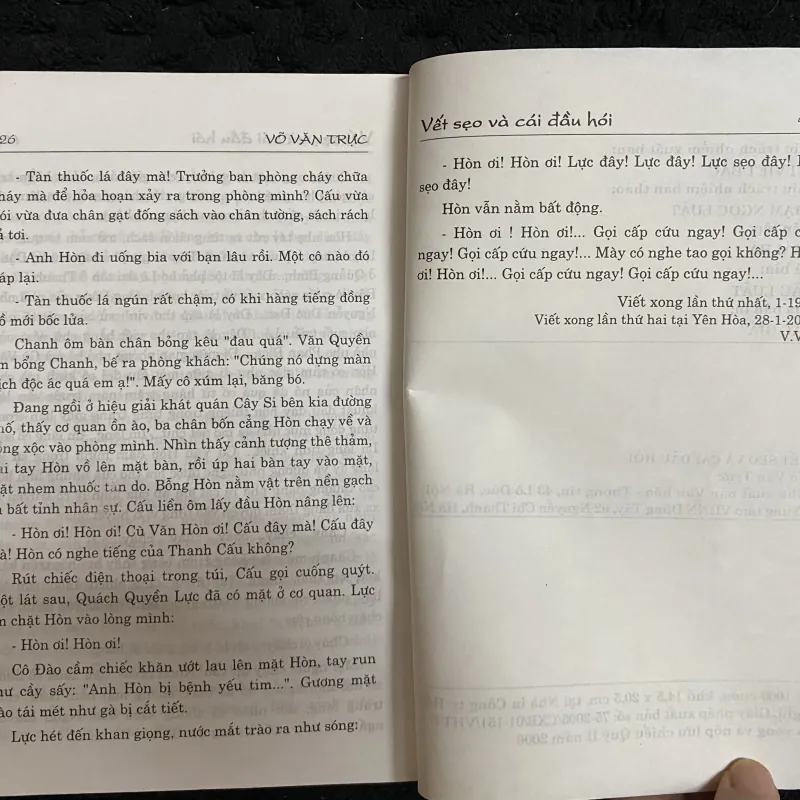 Vết sẹo và cái đầu hói- Võ Văn Trực 1025151