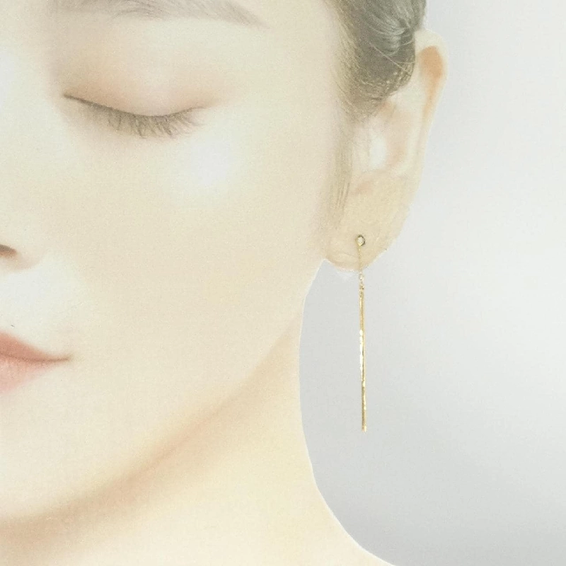 K18YG Bông tai kim cương - Hàng hiệu Chính hãng 868236