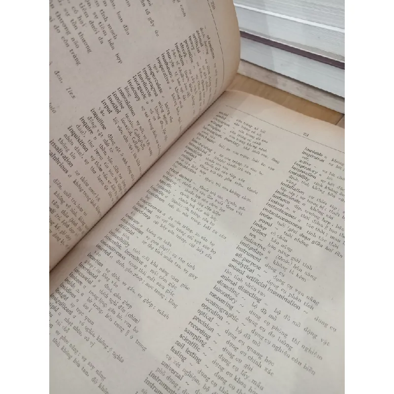 Từ điển sinh học Anh-Việt: Khoảng 40000 thuật ngữ 695452