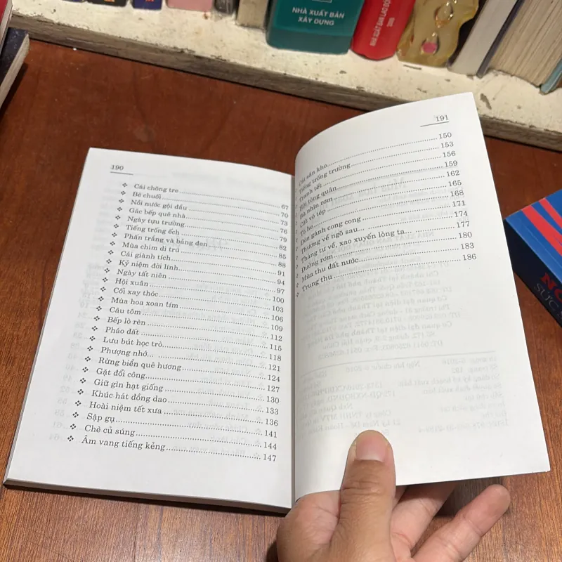 II Tản Văn: Mùa Hoa Xoan Tím - Trần Văn Lợi - 2016 786245