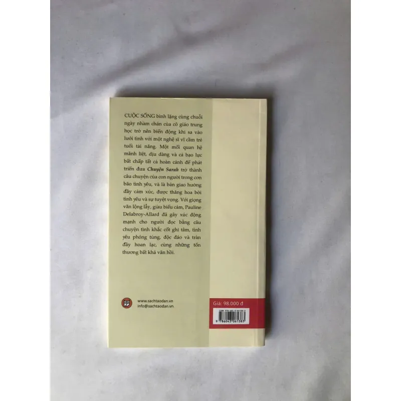 Chuyện Sarah - Pauline Delabroy-Allard 788082
