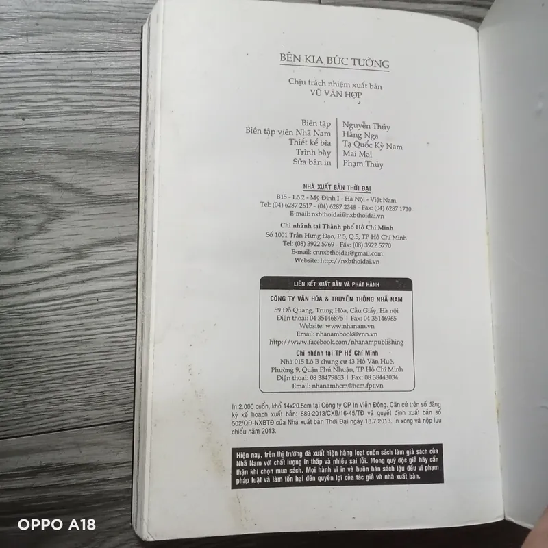 Trần Lập Bên Kia Bức Tường 562138