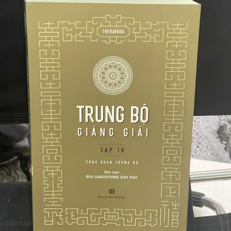 Trung bộ giảng giải - iv 569832
