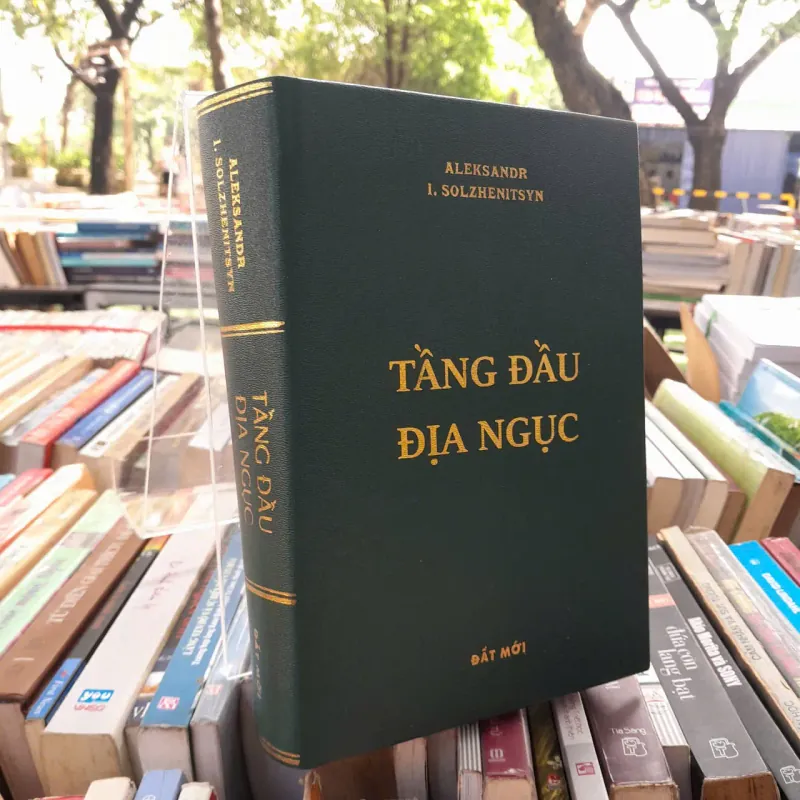 TẦNG ĐẦU ĐỊA NGỤC - Aleksandr I.Solzhenitsyn 641117