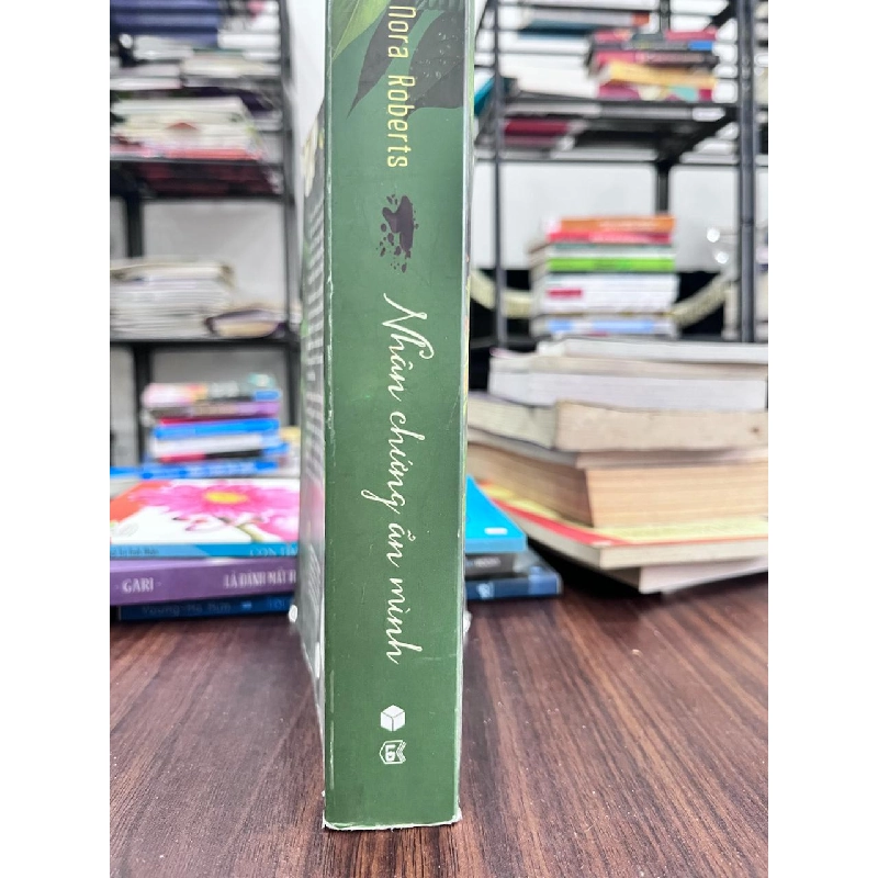Nhân Chứng Ánh Minh - Nora Roberts 934396